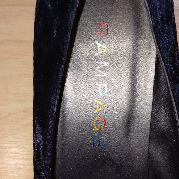 Rampage Suede Velour Black Wedge Heels Shoes 7 M - Picture 8 of 16